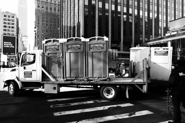 Best Luxury portable toilet rental  in Thorp, WI